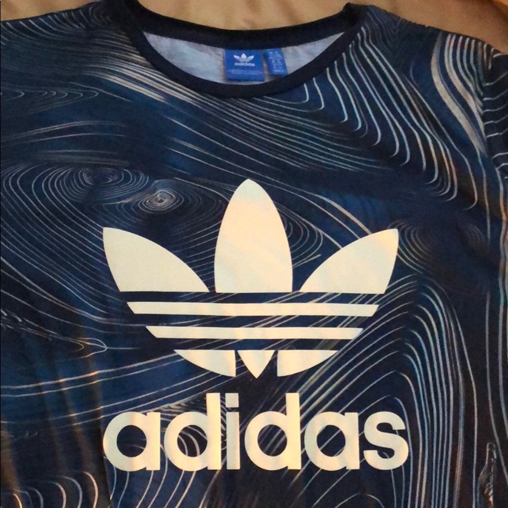 ADIDAS T SHIRT